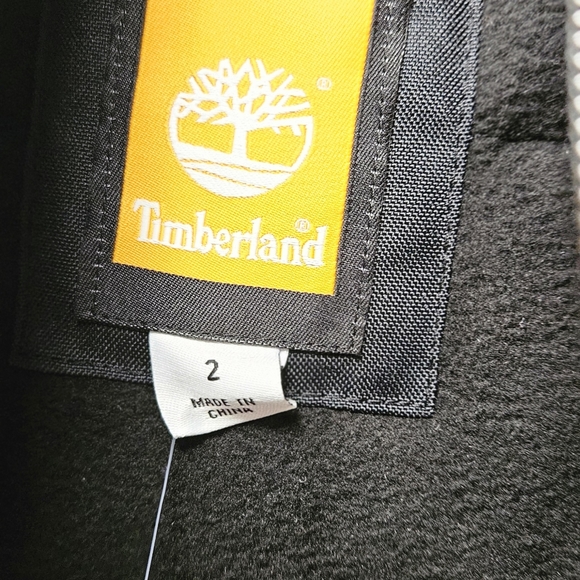 Boys Puffer Jacket - Picture 7 of 9